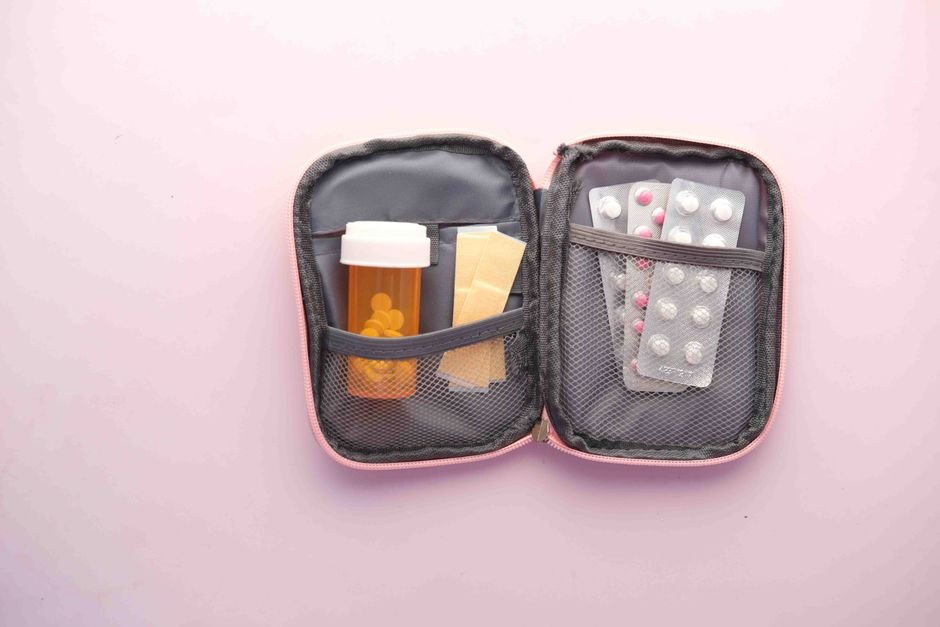 Kit farmacinha do casal