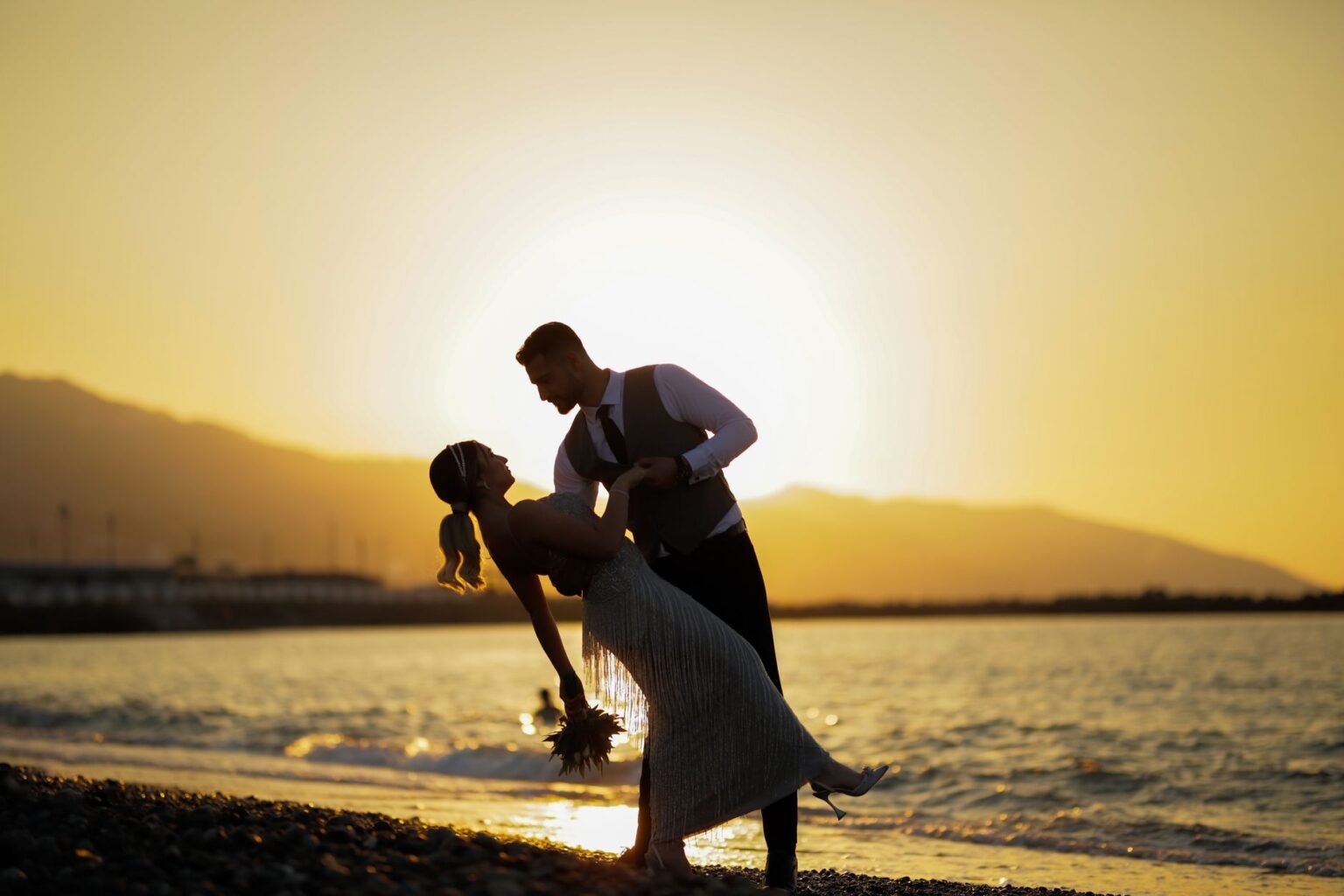 Casamento ao Pôr do Sol: Ideias e Cuidados para Acertar o Horário