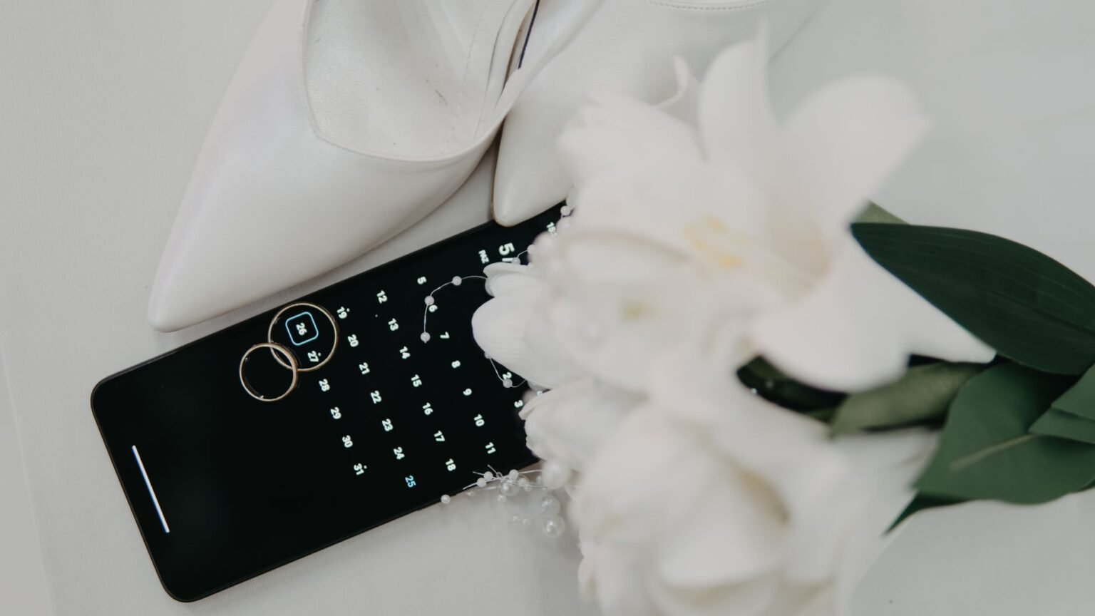 Convite de casamento digital: como fazer sem parecer amador