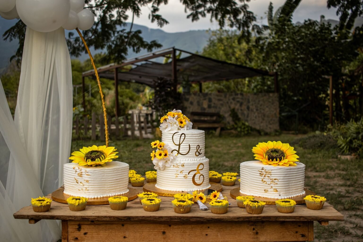 Decoração com girassóis: 6 ideias para casamento no campo Decoração com girassóis: 6 ideias para casamento no campo