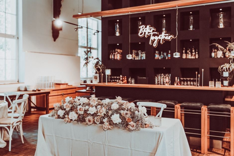 Ideias de decoração para a mesa de assinatura