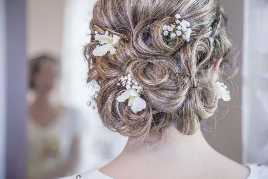 Como garantir que o penteado dure a festa toda