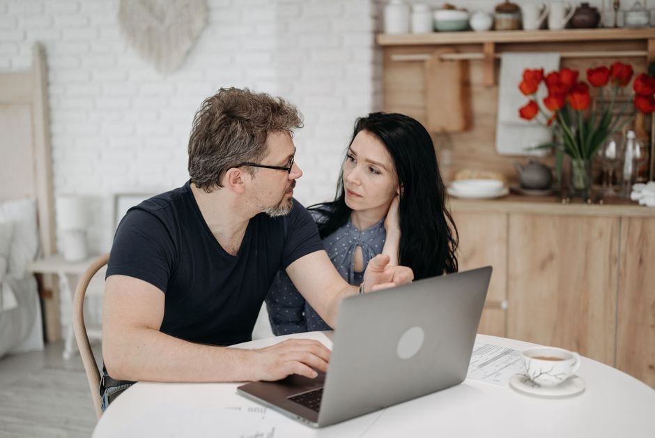 Por que vale a pena ter um site do casamento