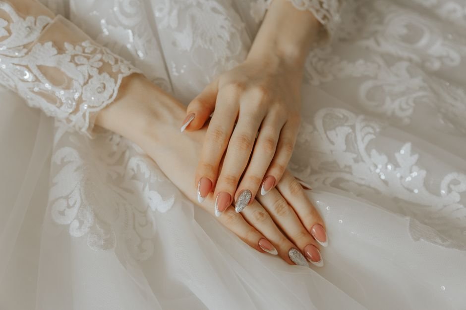 Tendências de unhas da noiva