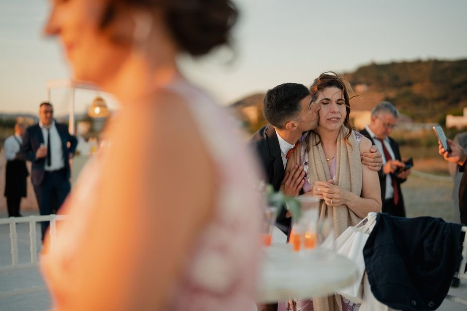 Verão: festa longa, luz dourada e clima de celebração