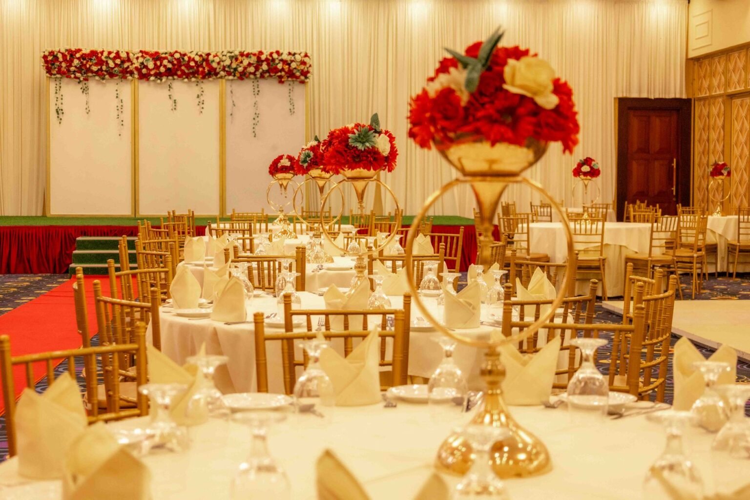 Decoração de casamento com tema de cinema: ideias para noivos cinéfilos