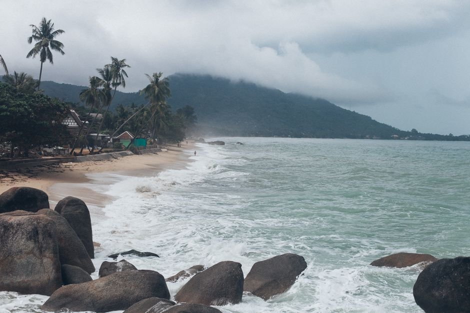 Koh Samui: coqueirais e resorts à beira-mar