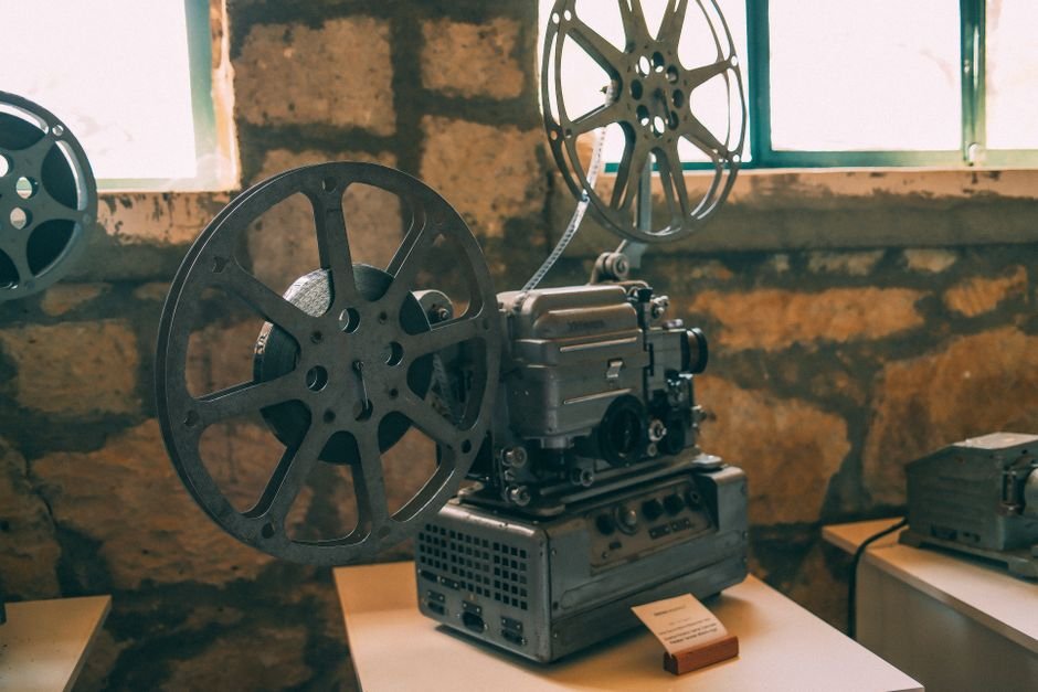 Por que apostar no tema cinema