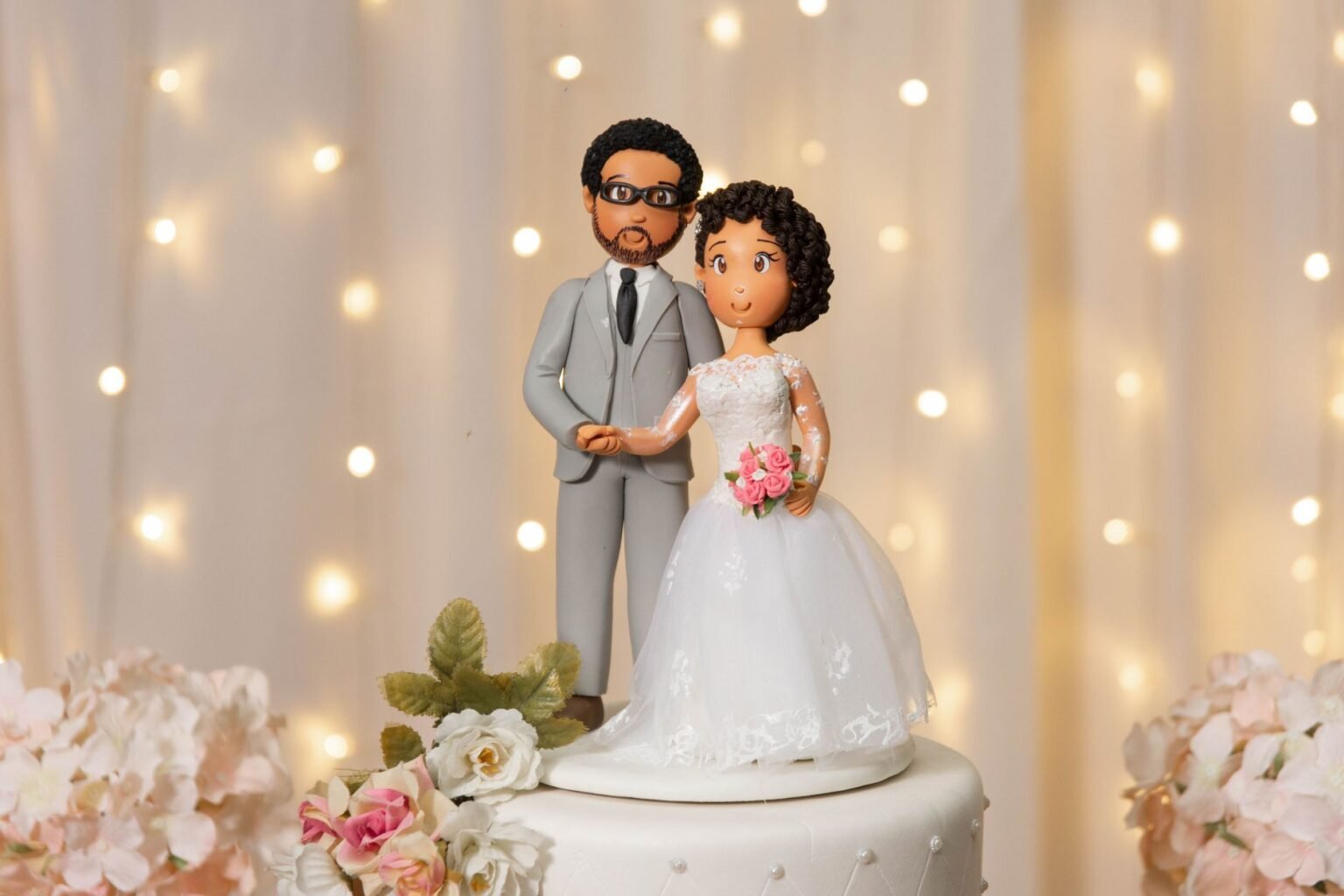 Topo de Bolo Personalizado: 7 Ideias Para Combinar Com o Tema da Festa Topo de Bolo Personalizado: 7 Ideias Para Combinar Com o Tema da Festa